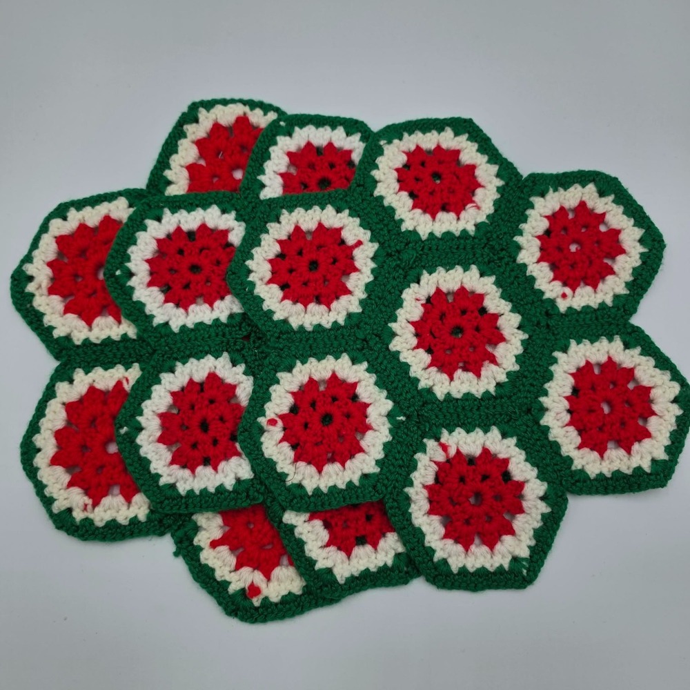 Hand Crocheted Christmas Doilies Trivets Hexagon White Red Green Vintage (3 Pk)
